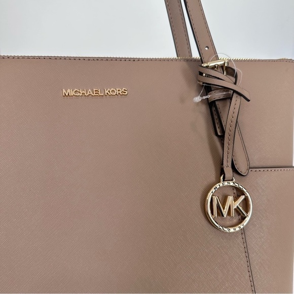 Michael Kors Tote Bag - Picture 14 of 15